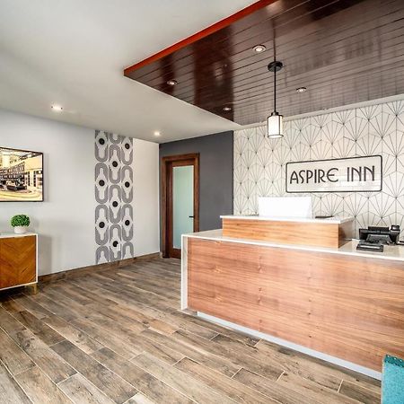 Aspire Inn Studios & Spas Bellflower Buitenkant foto