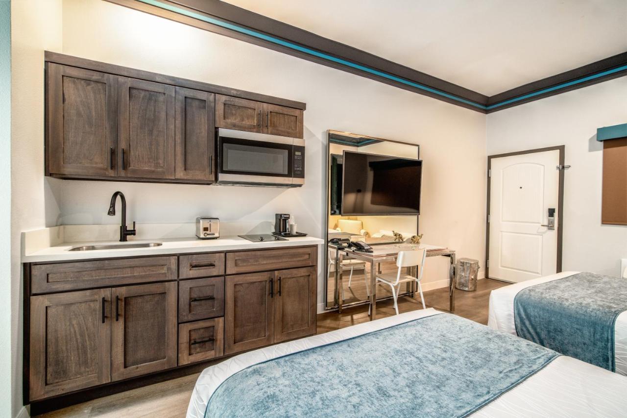 Aspire Inn Studios & Spas Bellflower Buitenkant foto