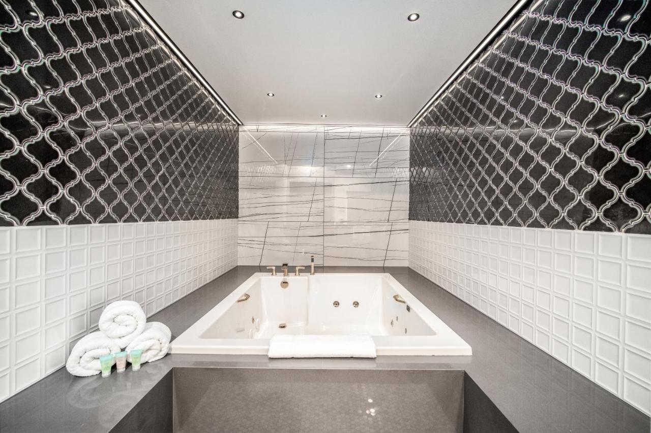 Aspire Inn Studios & Spas Bellflower Buitenkant foto