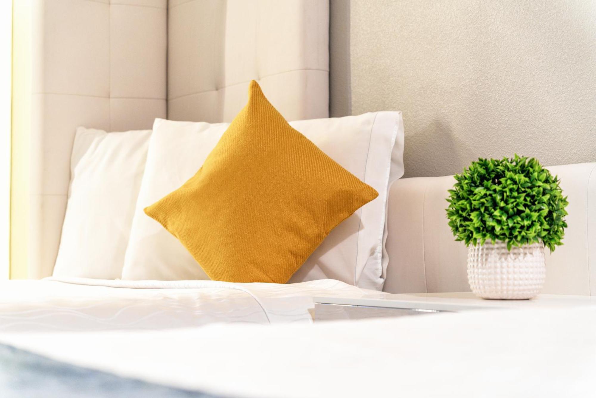 Aspire Inn Studios & Spas Bellflower Buitenkant foto