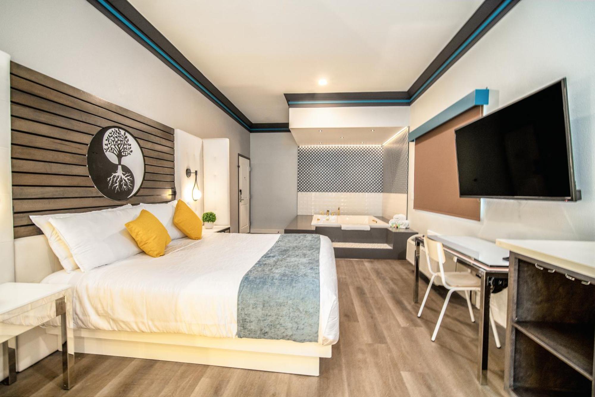 Aspire Inn Studios & Spas Bellflower Buitenkant foto